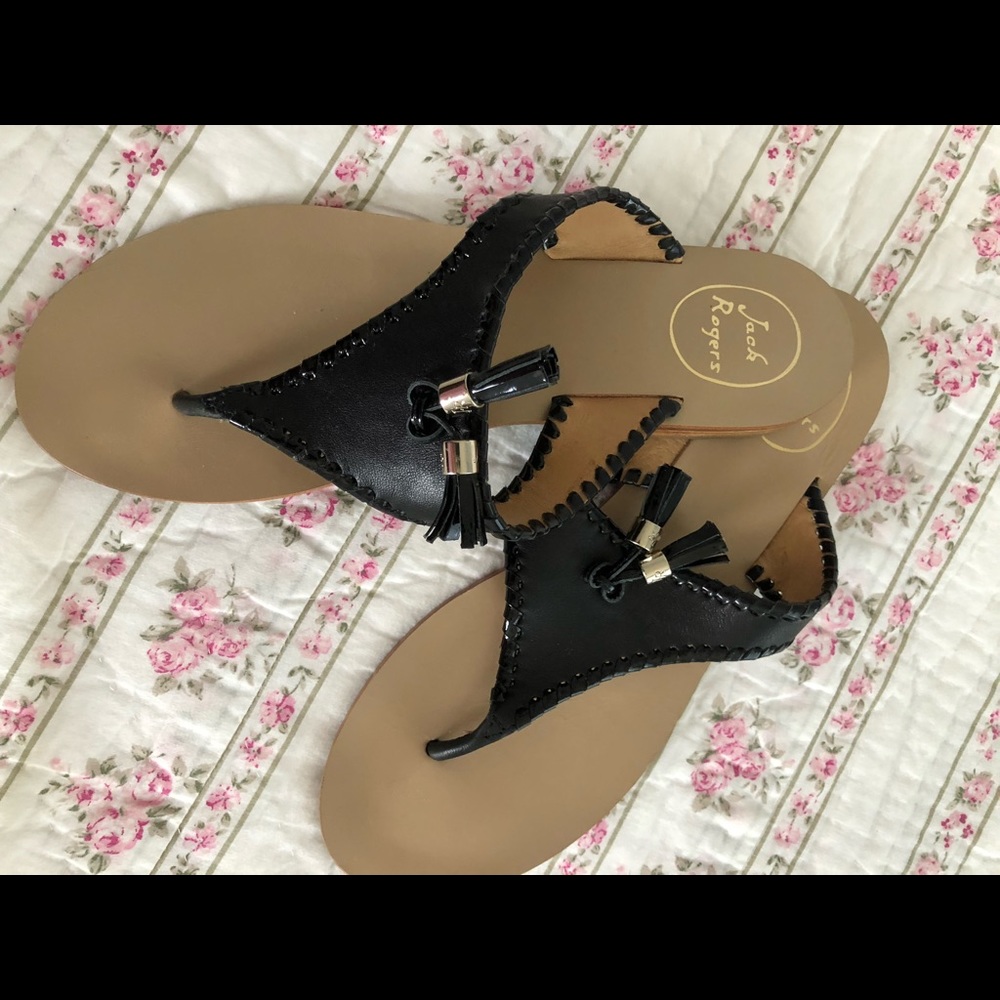 Jack Rogers black Alana thong sandals size 10
